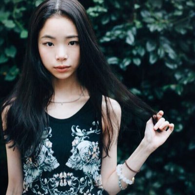 趣里